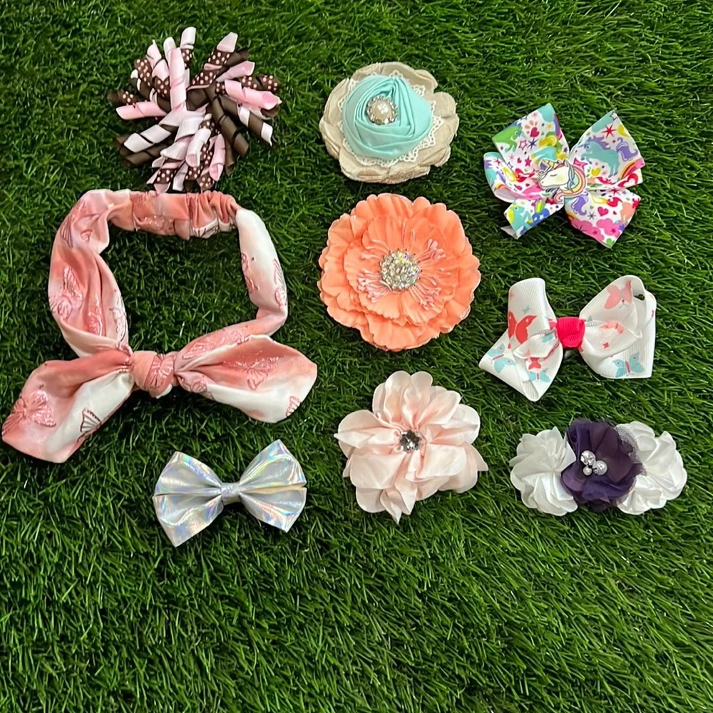 Lot of 9 - girls hair bows/ clips and headband